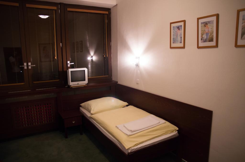 Hotel Bothe Považská Bystrica Εξωτερικό φωτογραφία