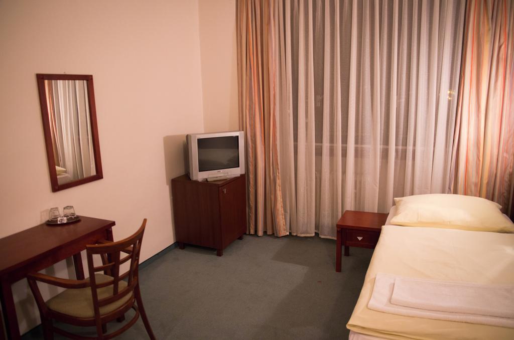 Hotel Bothe Považská Bystrica Δωμάτιο φωτογραφία