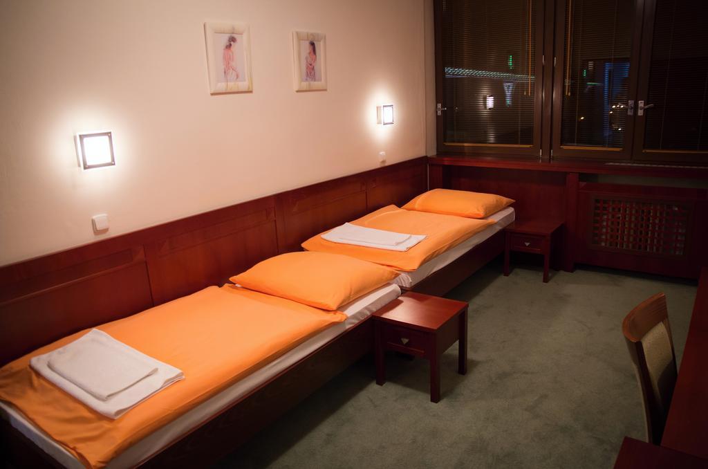 Hotel Bothe Považská Bystrica Εξωτερικό φωτογραφία