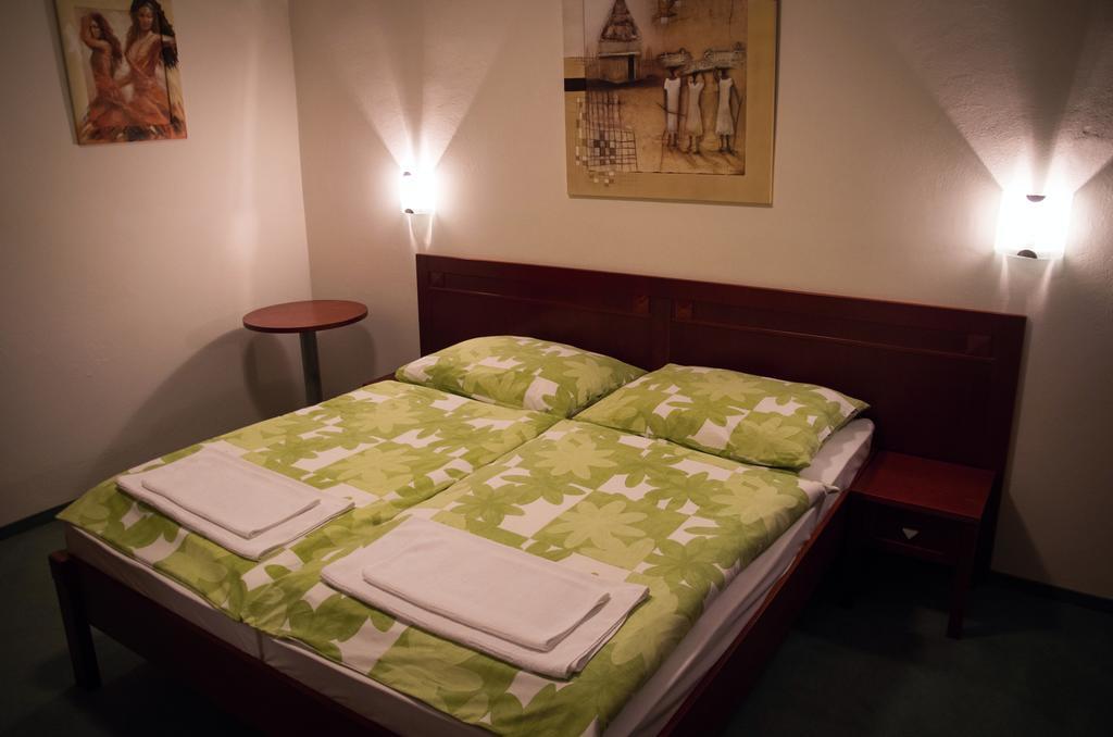 Hotel Bothe Považská Bystrica Δωμάτιο φωτογραφία