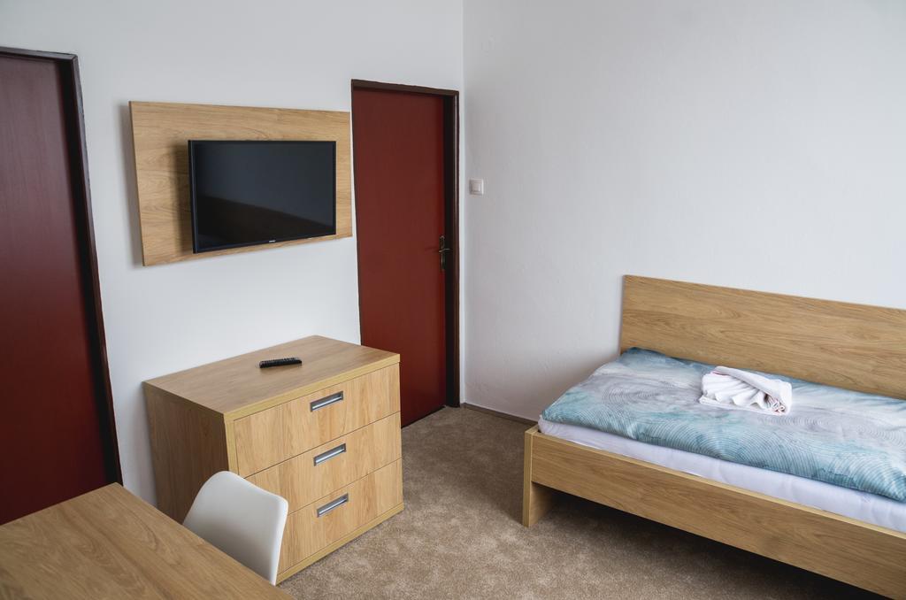 Hotel Bothe Považská Bystrica Εξωτερικό φωτογραφία